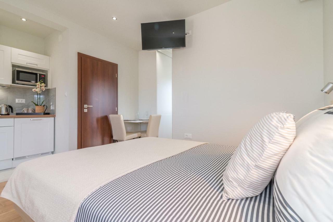 Apartament Studio Apartman Rosa Zaton  Zewnętrze zdjęcie